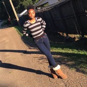 Meet your Posher, Kari